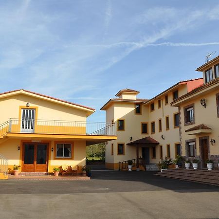 Hotel Alonso Лянес Екстериор снимка