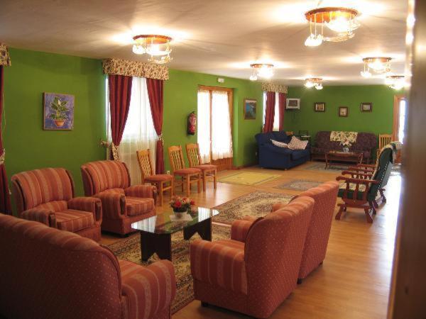 Hotel Alonso Лянес Екстериор снимка